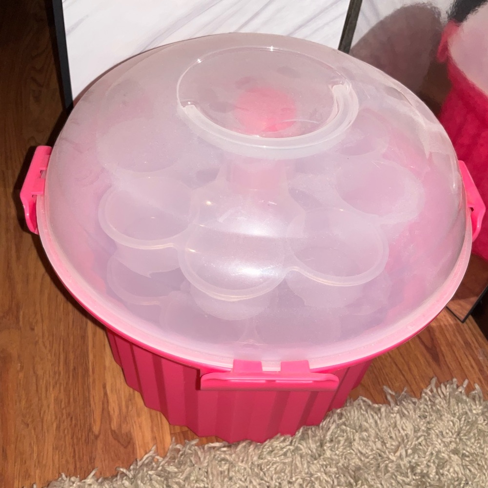 Pink Cupcake Carrier with Clear Lid